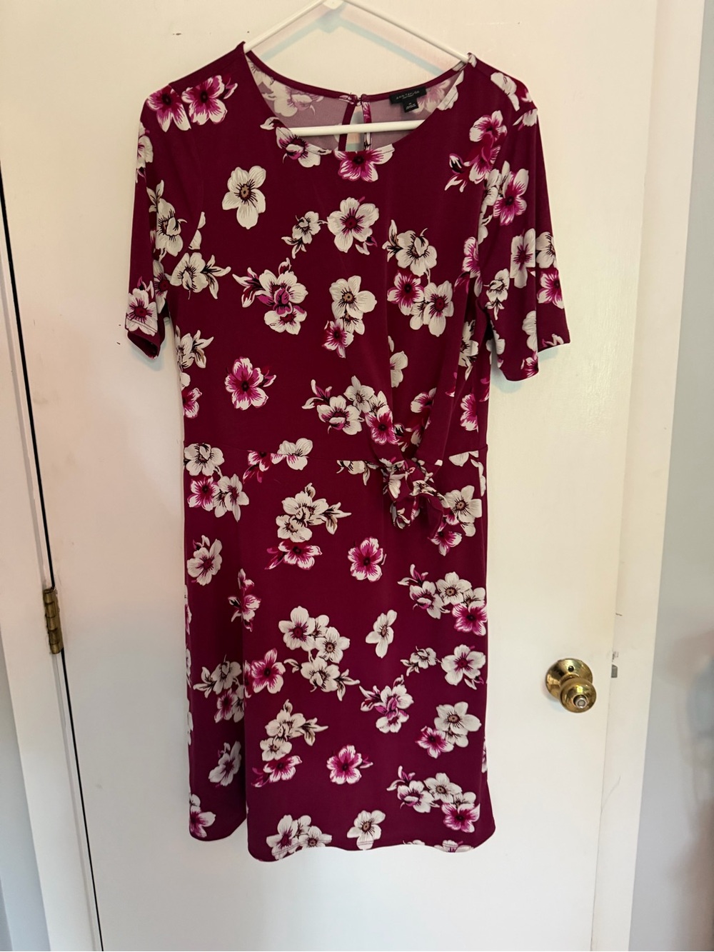 Ann Taylor Burgundy Floral Tie-Detail Midi Dress | Medium